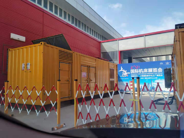 泰和发电车出租-发电机无电压或电压太低怎么办？